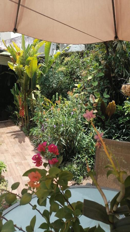 Granados Bed & Breakfast Asuncion Luaran gambar