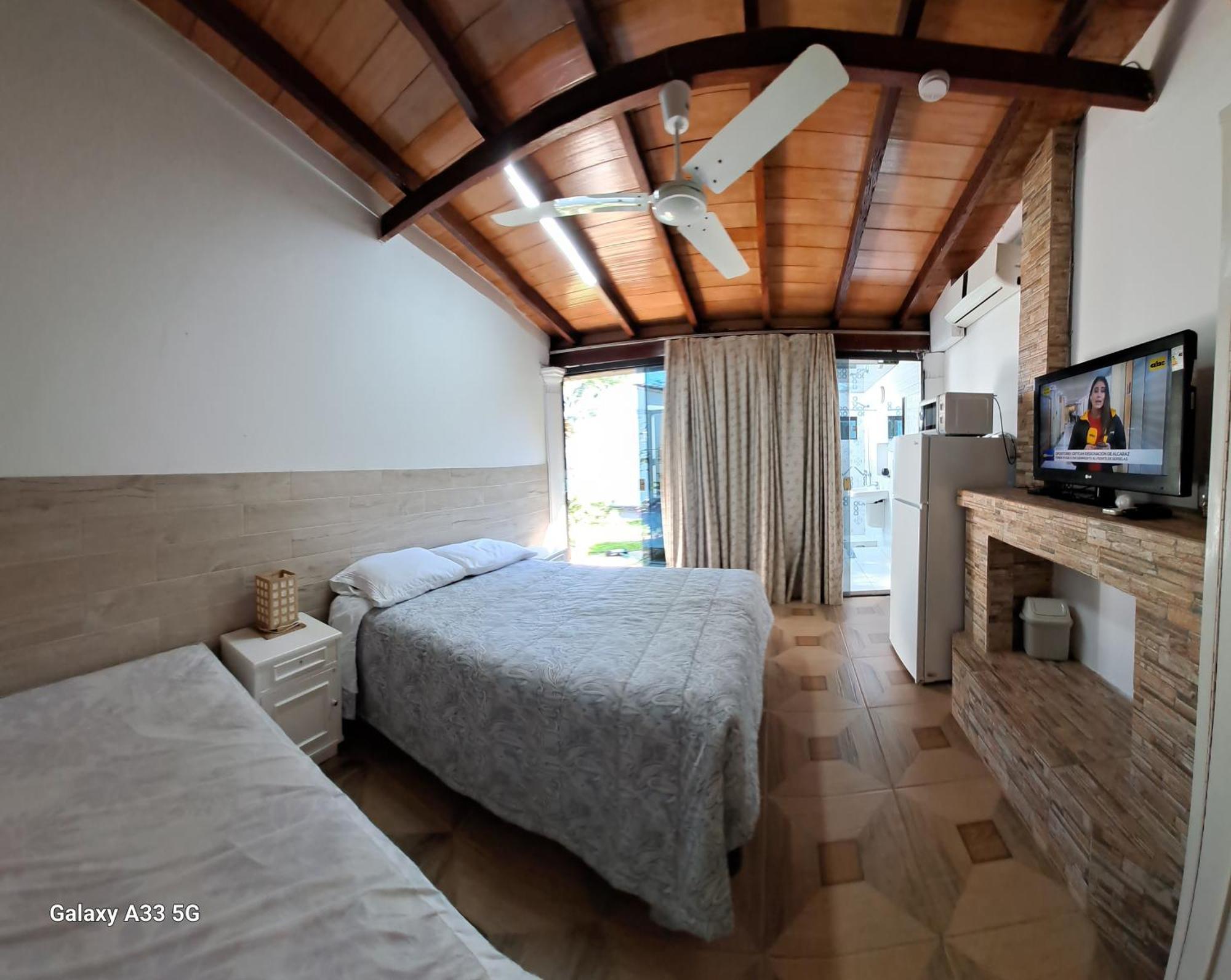 Granados Bed & Breakfast Asuncion Luaran gambar