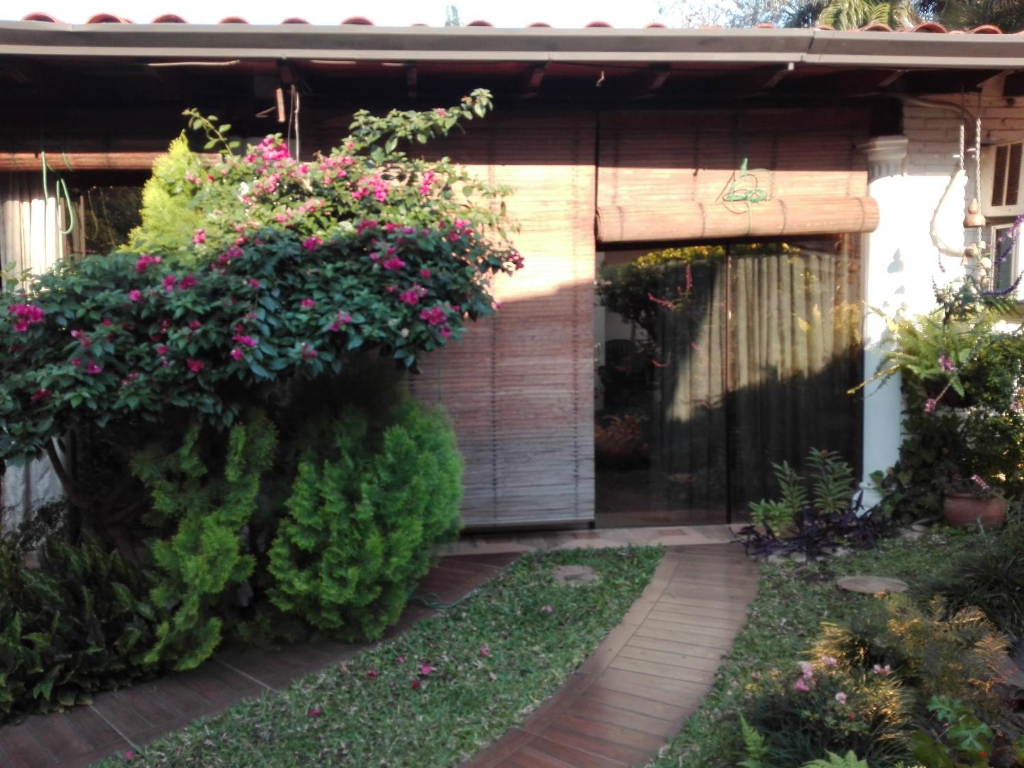 Granados Bed & Breakfast Asuncion Luaran gambar
