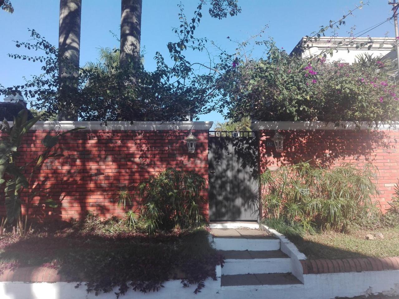 Granados Bed & Breakfast Asuncion Luaran gambar